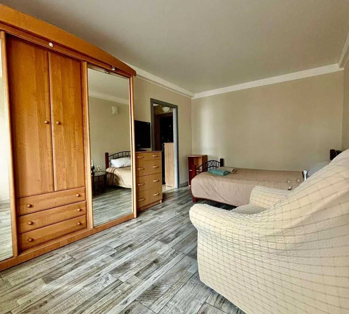 Apartment Budivelnykiv 22/11 Kiev