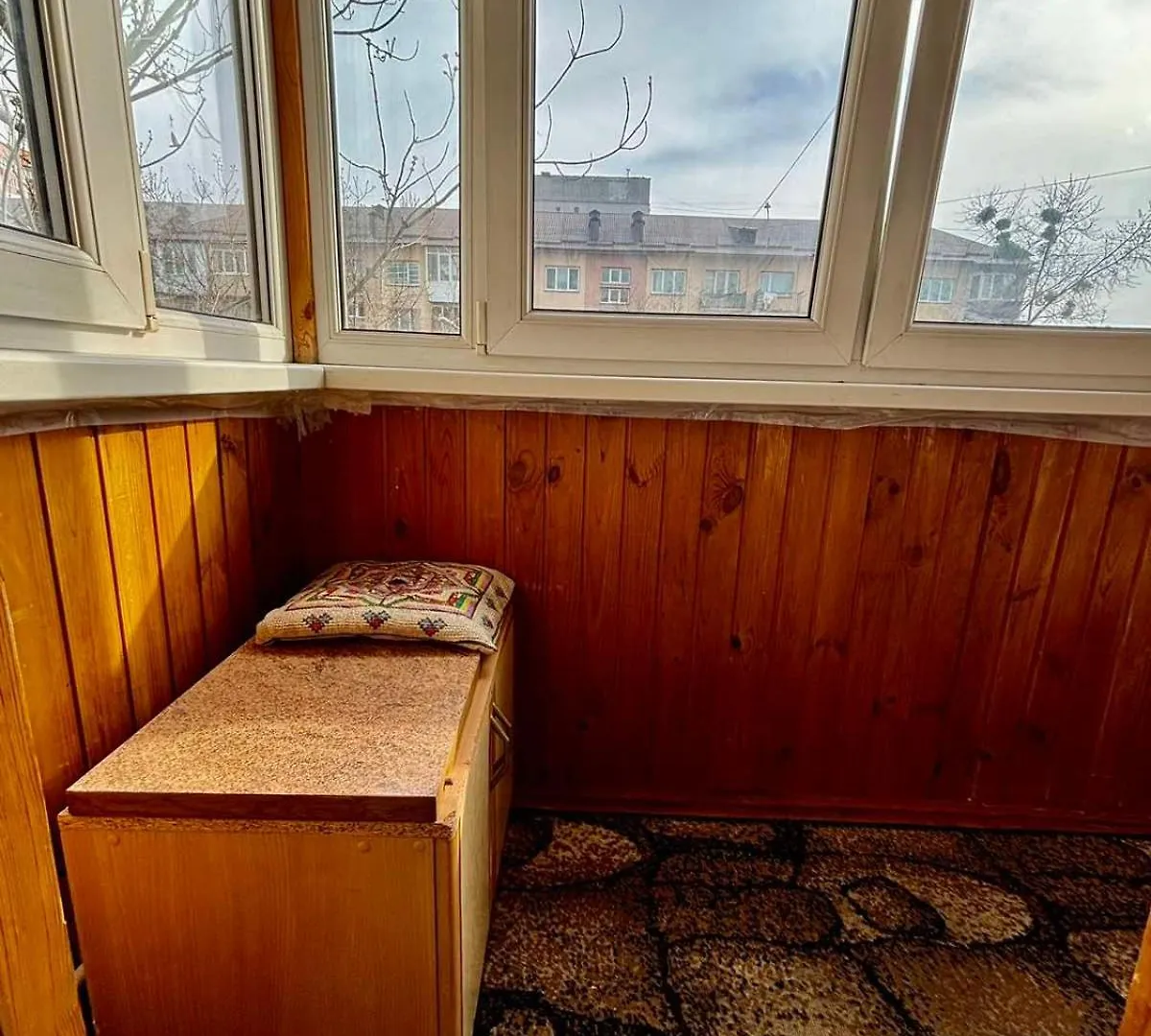 Apartment Budivelnykiv 22/11 Kiev